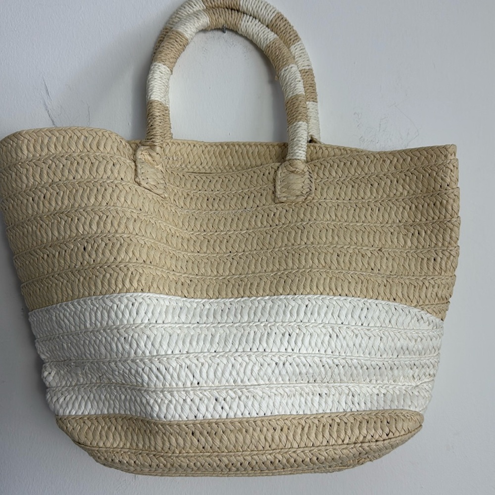 ALTRU Straw Bag